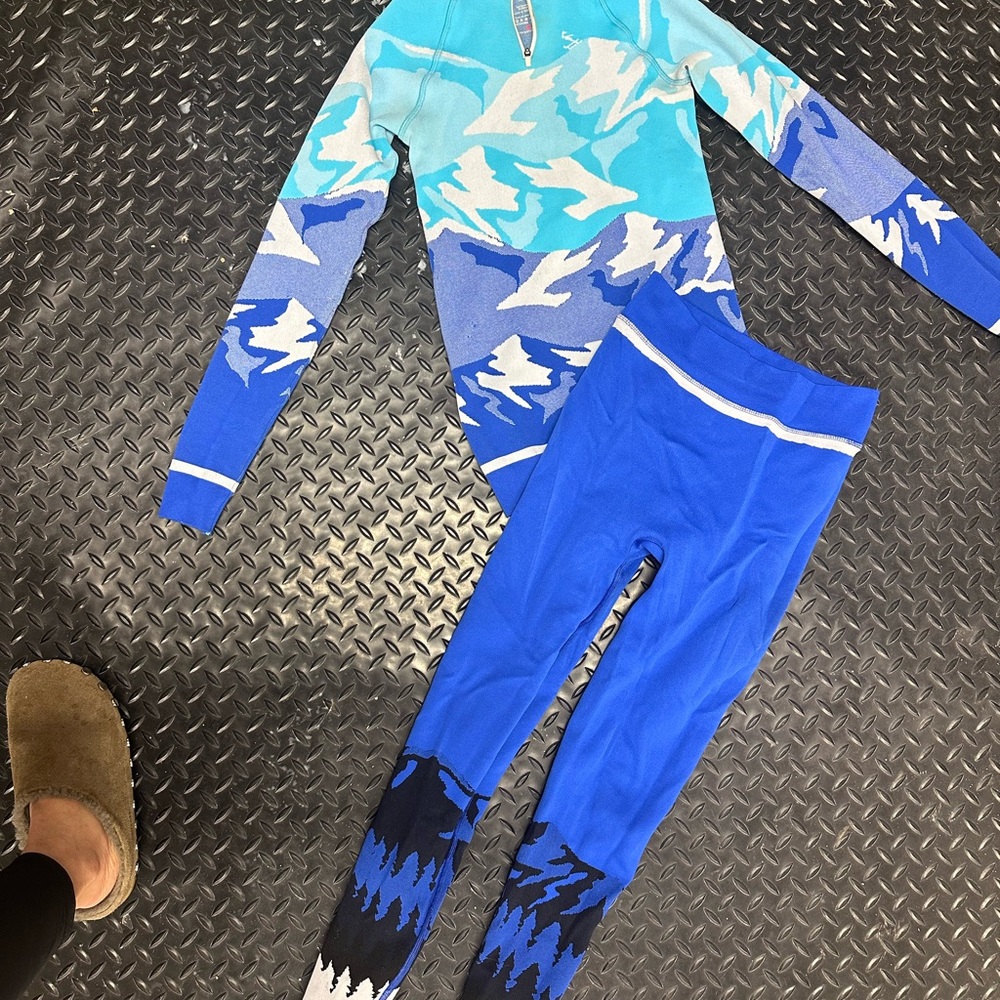 Sweaty Betty Blue Camouflage Seamless Set - Aqua & Royal Blue